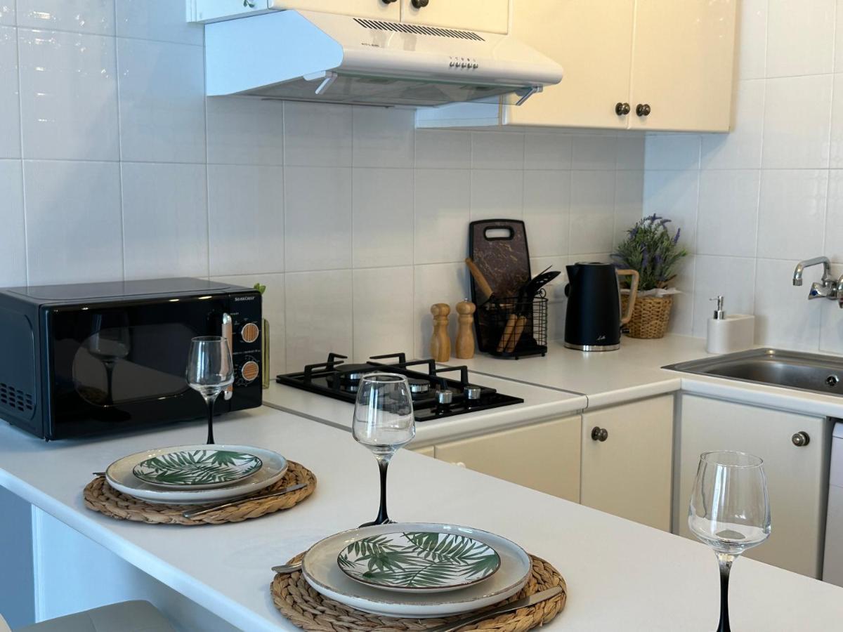 Sea View Apartment Near The Beach Paphos Kültér fotó