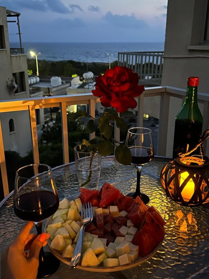 Sea View Apartment Near The Beach Paphos Kültér fotó