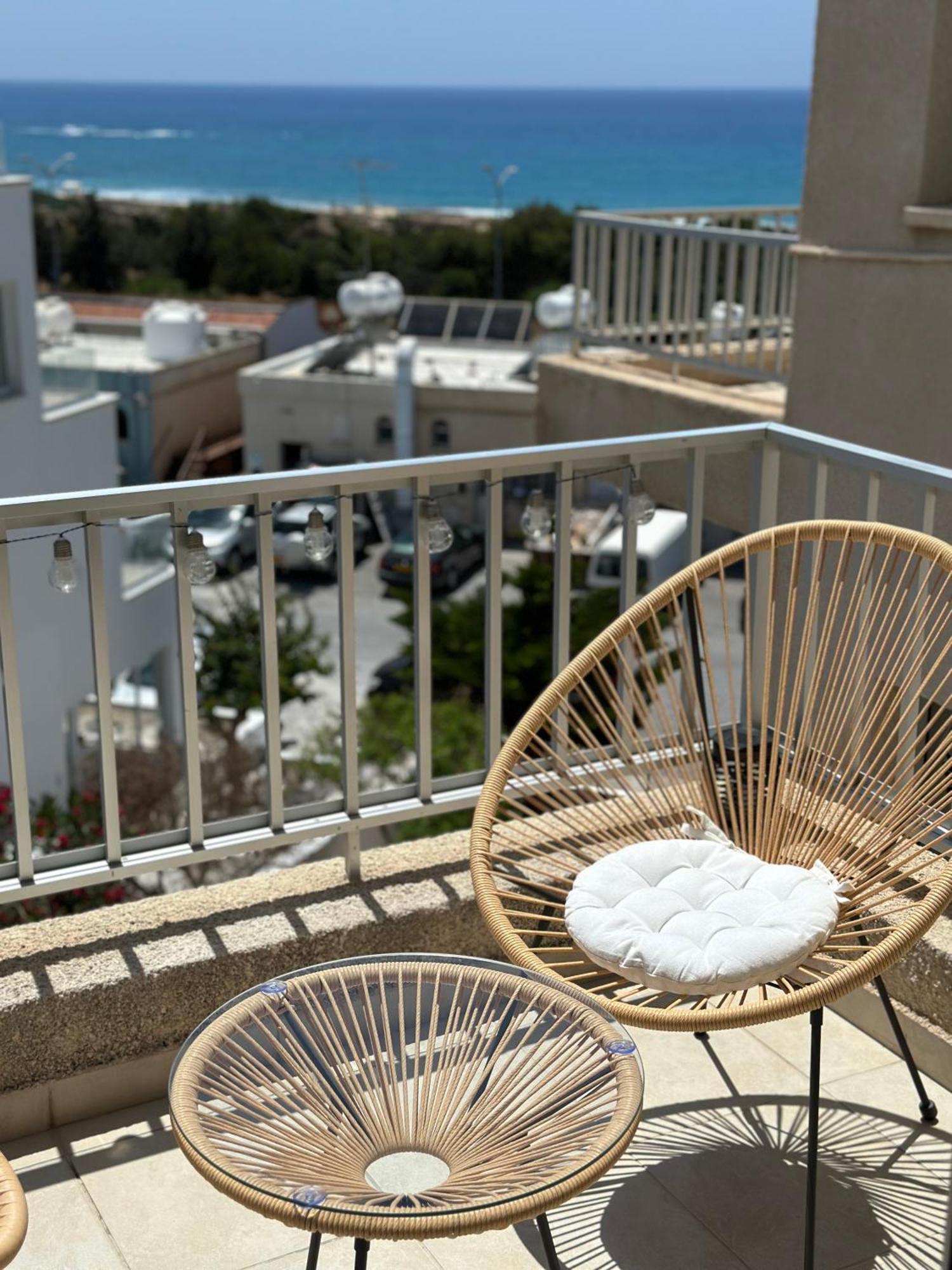 Sea View Apartment Near The Beach Paphos Kültér fotó